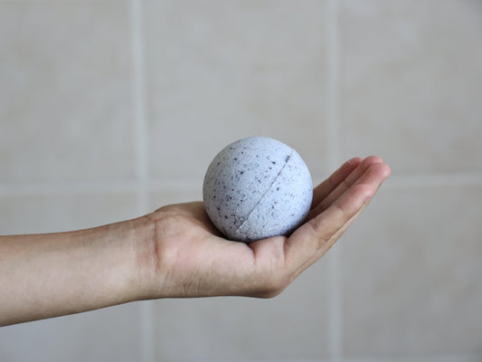 Lush Fizz Bath Bomb - Brielle Collective