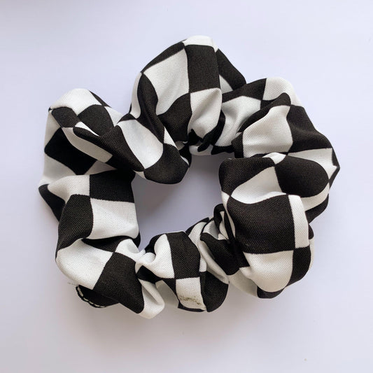 Evelyn Scrunchie - Brielle Collective