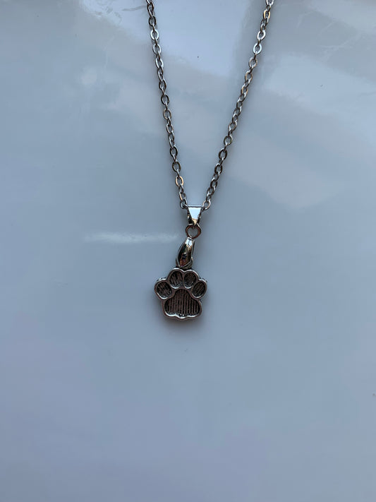 Paw Print Necklace 02 - Brielle Collective